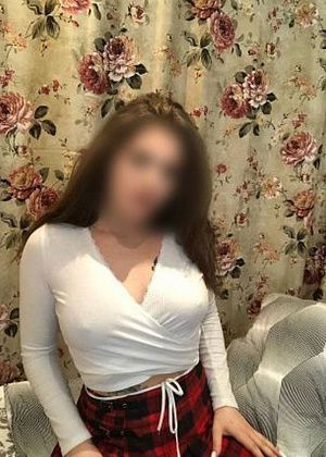 Софа, Брюнетки - фото